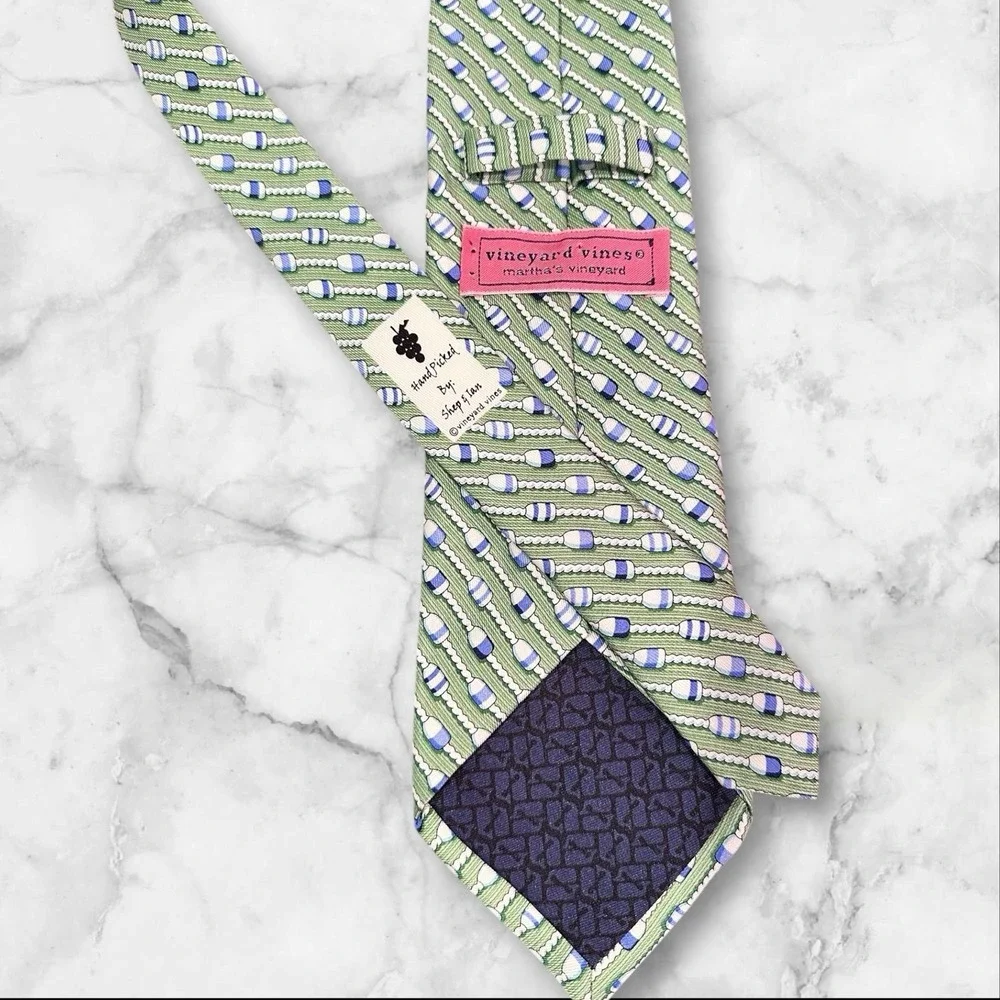 Vineyard Vines Rope‎ & Buoy Nautical Silk Neck Tie 59x3.5